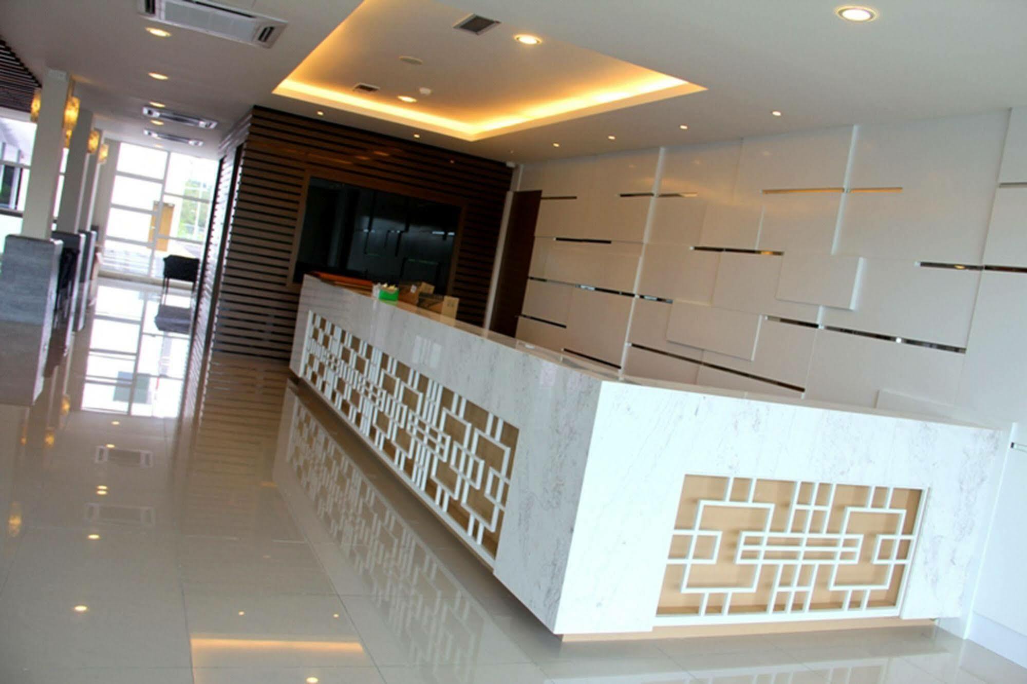 906 Premier Hotel Malacca Esterno foto